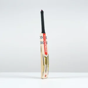 Victus 5 Star Cricket Bat - Junior